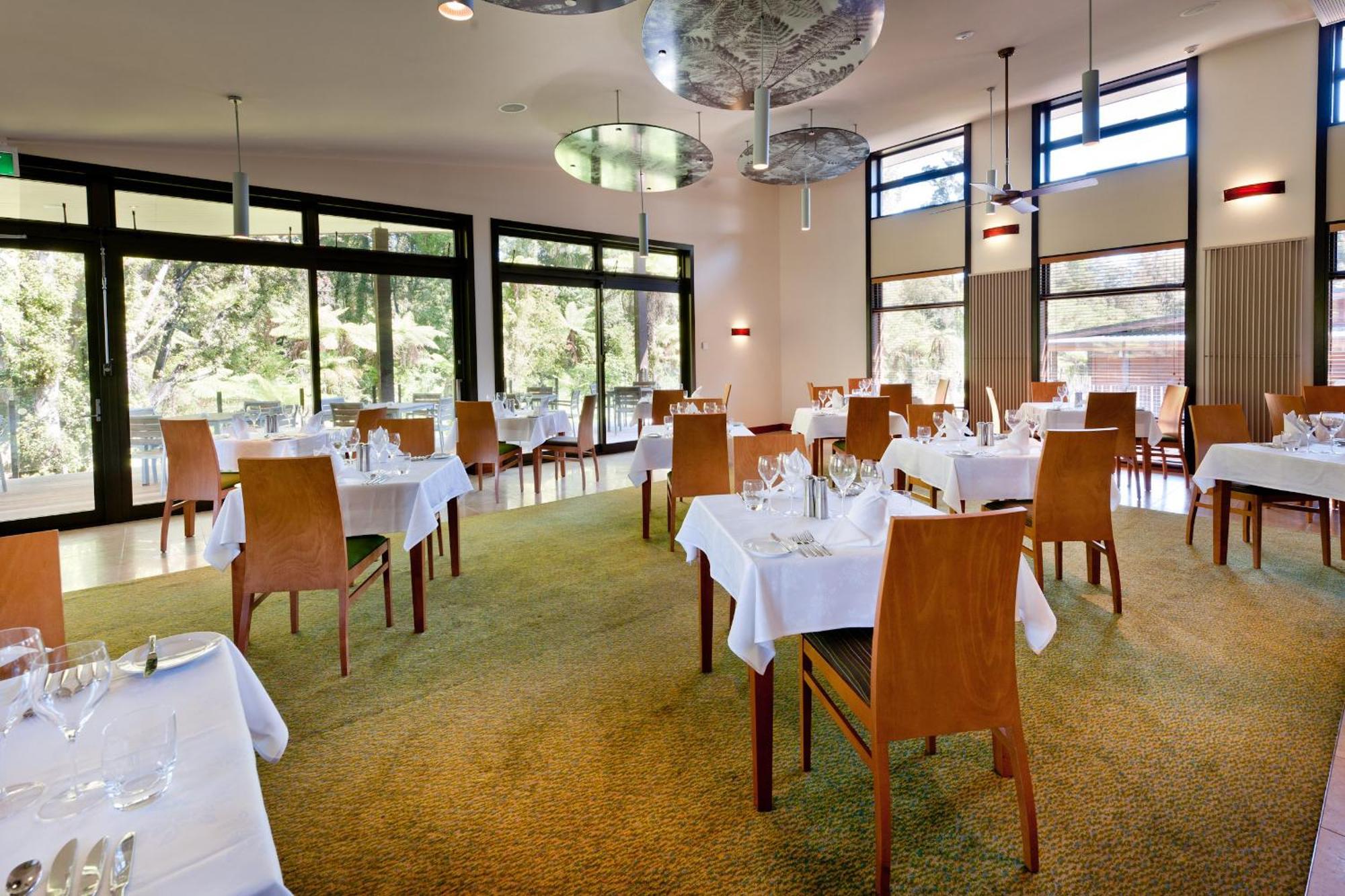 Legacy Te Waonui Hotel Франц Джоузеф Екстериор снимка